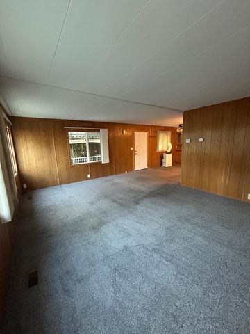 208 S NEYLAND St, Liberty Lake, WA 99019