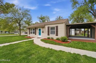 1905 Meadow Avenue, Maumee, OH 43537