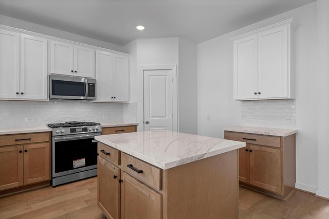 10927 Middle Ridge Drive, Missouri City, TX 77459