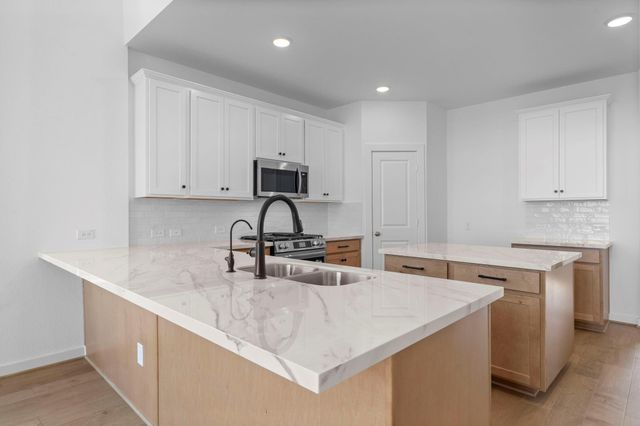 10927 Middle Ridge Drive, Missouri City, TX 77459