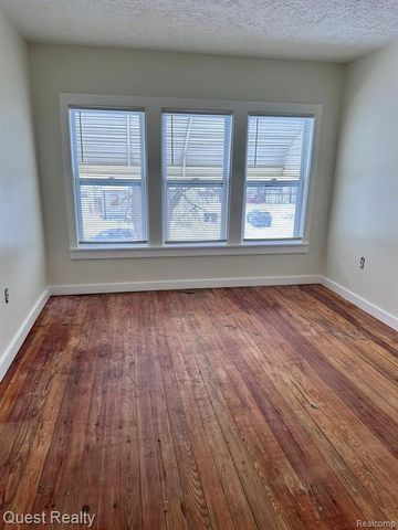 11843 Evanston Street, Detroit, MI 48213