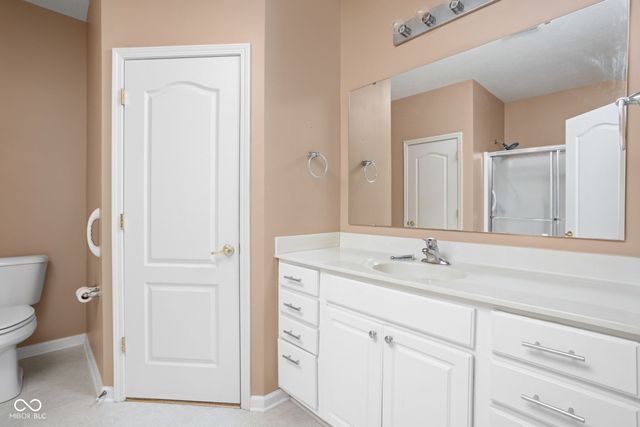 1450 Colony Park Drive, Greenwood, IN 46143