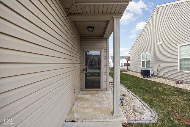 1450 Colony Park Drive, Greenwood, IN 46143