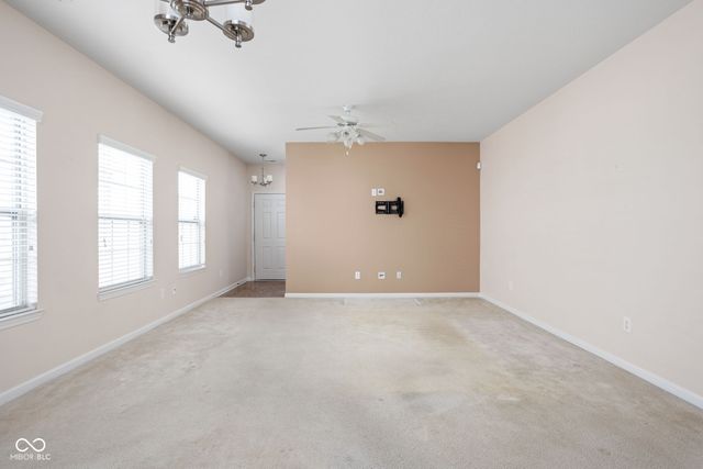 1450 Colony Park Drive, Greenwood, IN 46143