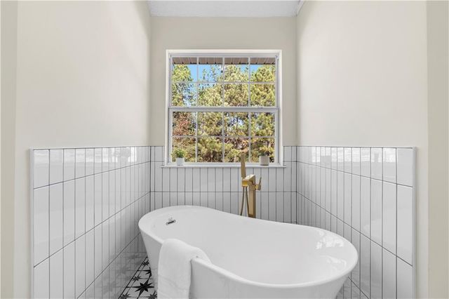 6856 Hill Creek Cove, Lithonia, GA 30058