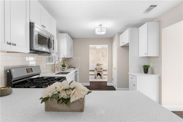 6856 Hill Creek Cove, Lithonia, GA 30058