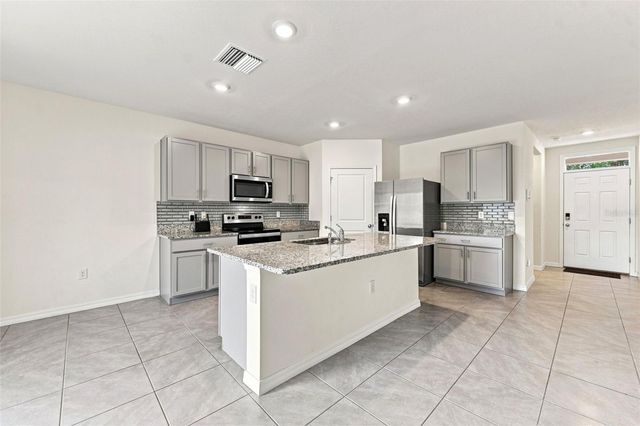 33367 APRICOT TREE COURT, Wesley Chapel, FL 33543