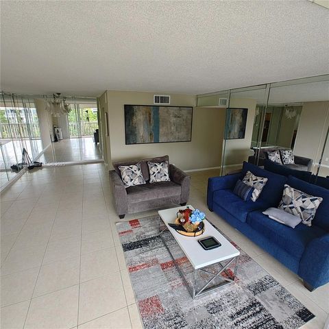 7051 Environ Blvd 433, Lauderhill, FL 33319