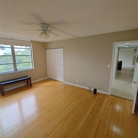 7051 Environ Blvd 433, Lauderhill, FL 33319