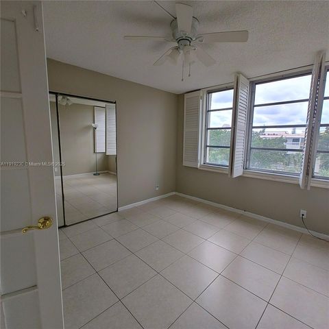 7051 Environ Blvd 433, Lauderhill, FL 33319