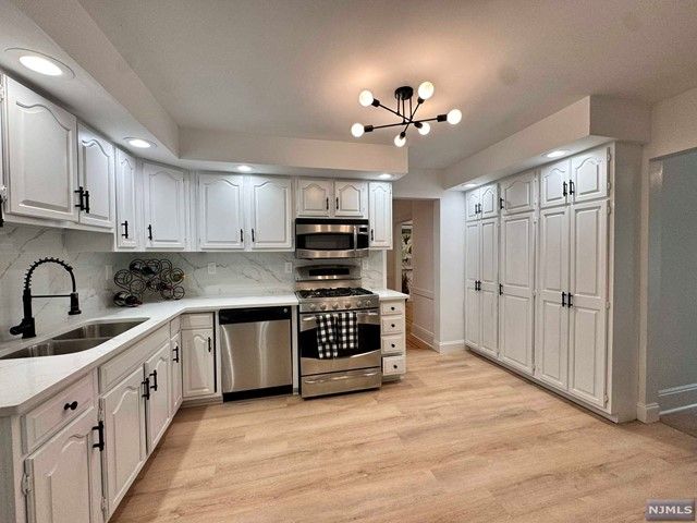 238 Howland Avenue, River Edge, NJ 07661