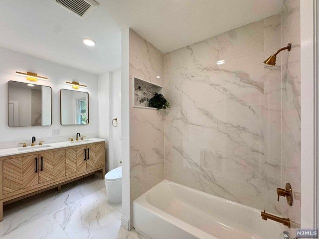 238 Howland Avenue, River Edge, NJ 07661