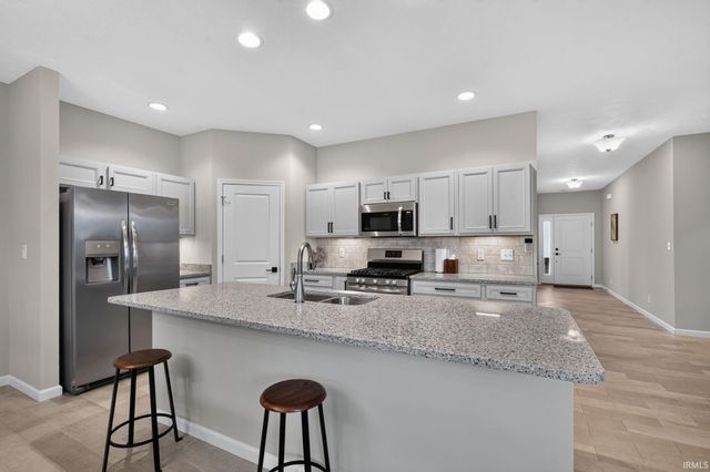 926 Kingrail Drive, West Lafayette, IN 47906