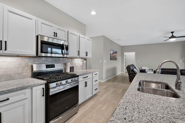 926 Kingrail Drive, West Lafayette, IN 47906
