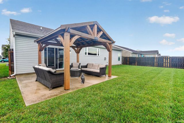 926 Kingrail Drive, West Lafayette, IN 47906