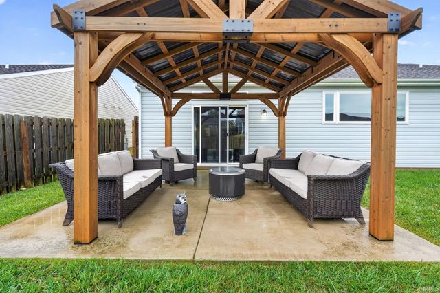 926 Kingrail Drive, West Lafayette, IN 47906