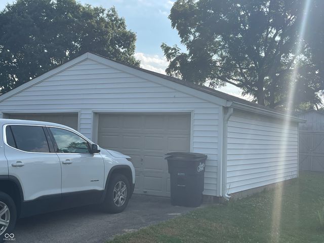2121 Main Street, Beech Grove, IN 46107