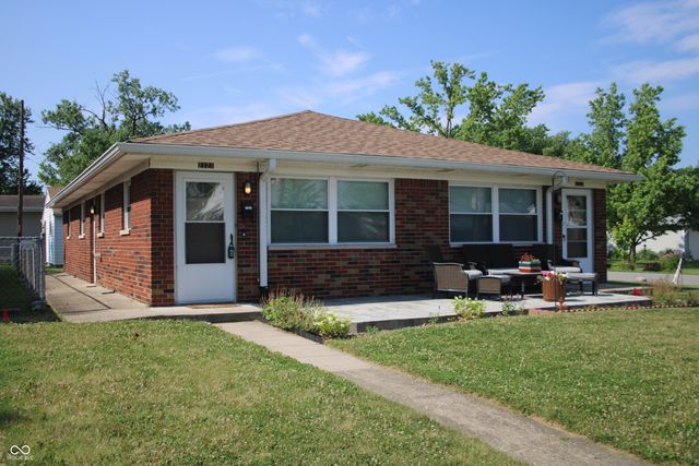 2121 Main Street, Beech Grove, IN 46107