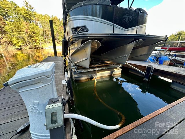 146 Bream Flats Drive 40, Nebo, NC 28761