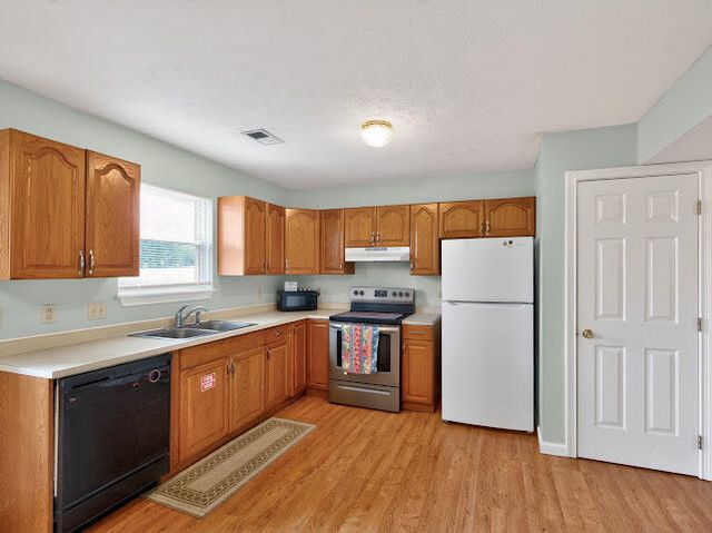 502 Tecumseh Trail E, Versailles, KY 40383
