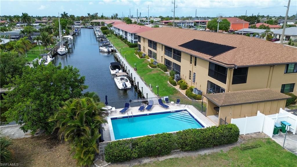 232 Cape Coral PKWY E 201, CAPE CORAL, FL 33904 — exterior