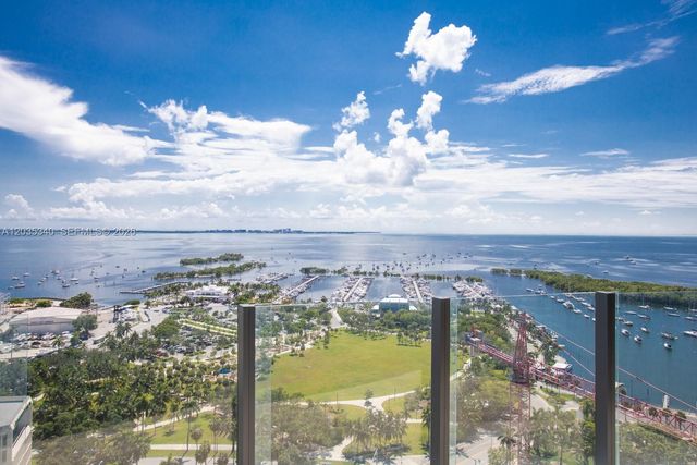 2821 S Bayshore Dr 20D, Miami, FL 33133