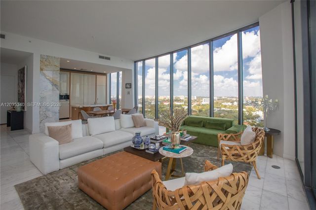 2821 S Bayshore Dr 20D, Miami, FL 33133
