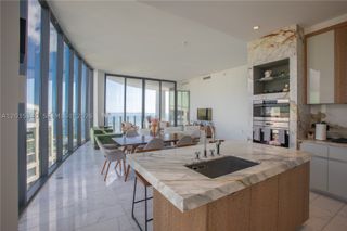 2821 S Bayshore Dr 20D, Miami, FL 33133