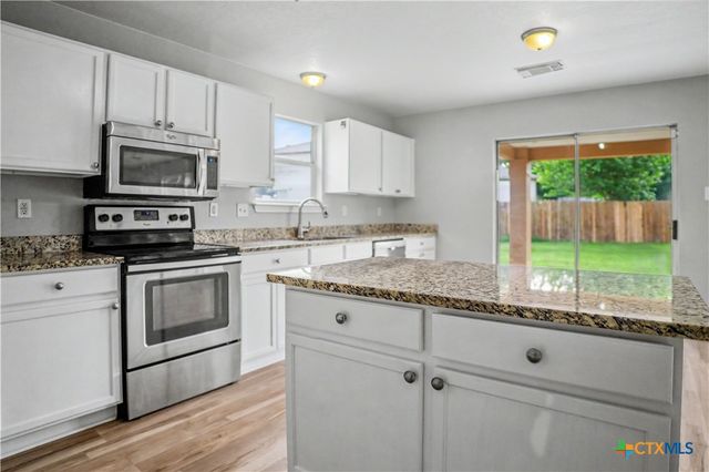 3955 Trinity Trail, New Braunfels, TX 78132