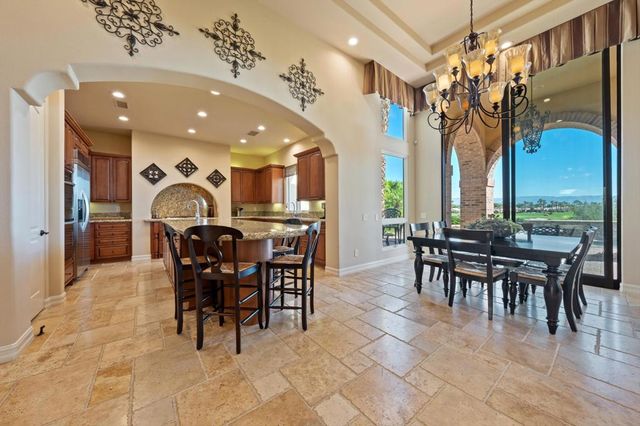 58460 Aracena, La Quinta, CA 92253