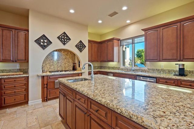58460 Aracena, La Quinta, CA 92253