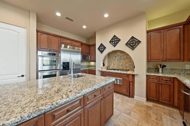 58460 Aracena, La Quinta, CA 92253
