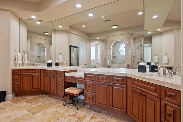 58460 Aracena, La Quinta, CA 92253