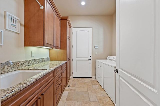 58460 Aracena, La Quinta, CA 92253