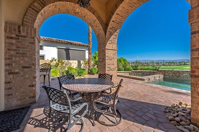 58460 Aracena, La Quinta, CA 92253