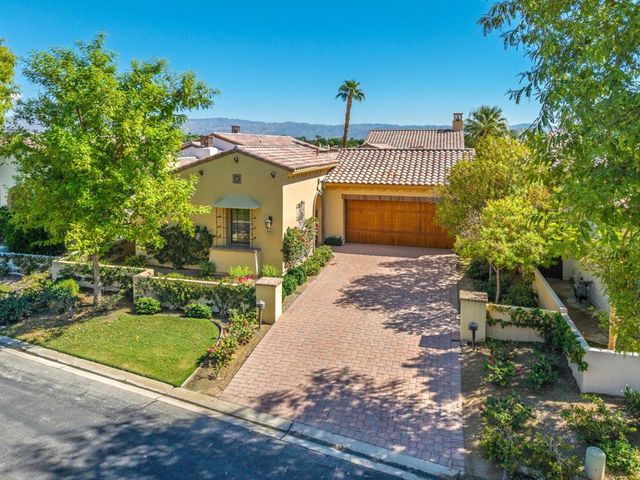 58460 Aracena, La Quinta, CA 92253