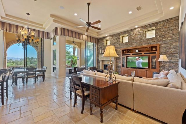 58460 Aracena, La Quinta, CA 92253