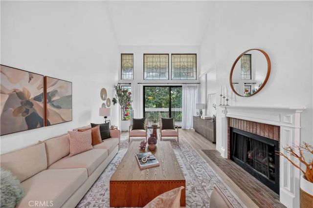 1655 Clark 324, Long Beach, CA 90815