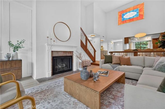 1655 Clark 324, Long Beach, CA 90815
