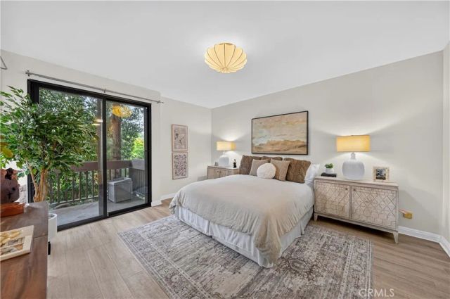 1655 Clark 324, Long Beach, CA 90815