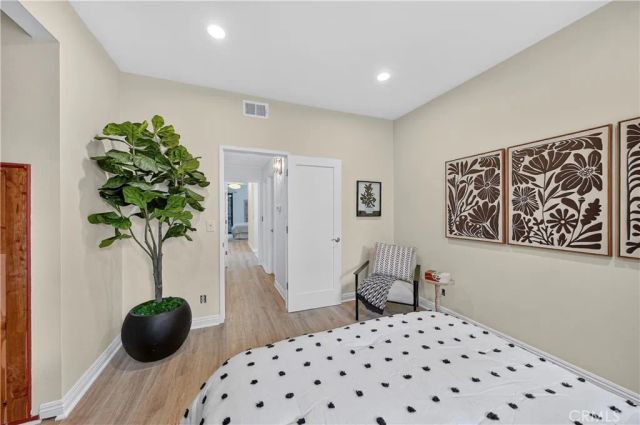 1655 Clark 324, Long Beach, CA 90815