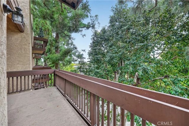 1655 Clark 324, Long Beach, CA 90815