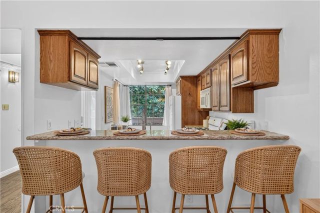 1655 Clark 324, Long Beach, CA 90815