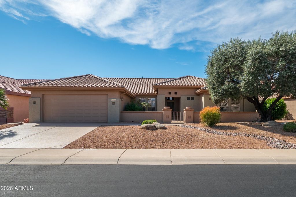 16229 W TUSCANY Way, Surprise, AZ 85374 — photo 2