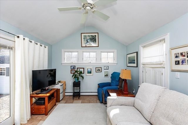 145 Evans Rd Ext, Marblehead, MA 01945