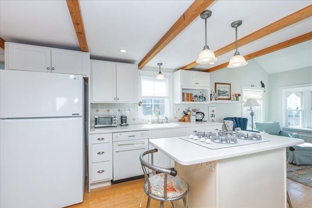 145 Evans Rd Ext, Marblehead, MA 01945