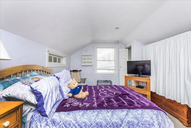 145 Evans Rd Ext, Marblehead, MA 01945