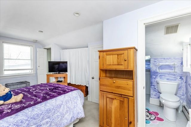 145 Evans Rd Ext, Marblehead, MA 01945