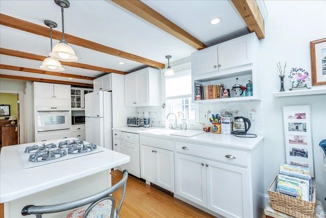 145 Evans Rd Ext, Marblehead, MA 01945