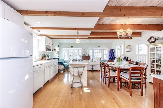 145 Evans Rd Ext, Marblehead, MA 01945